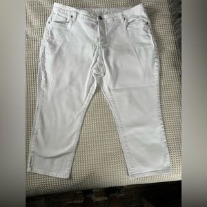 Kut from the Kloth white jeans plus size 20W cropped